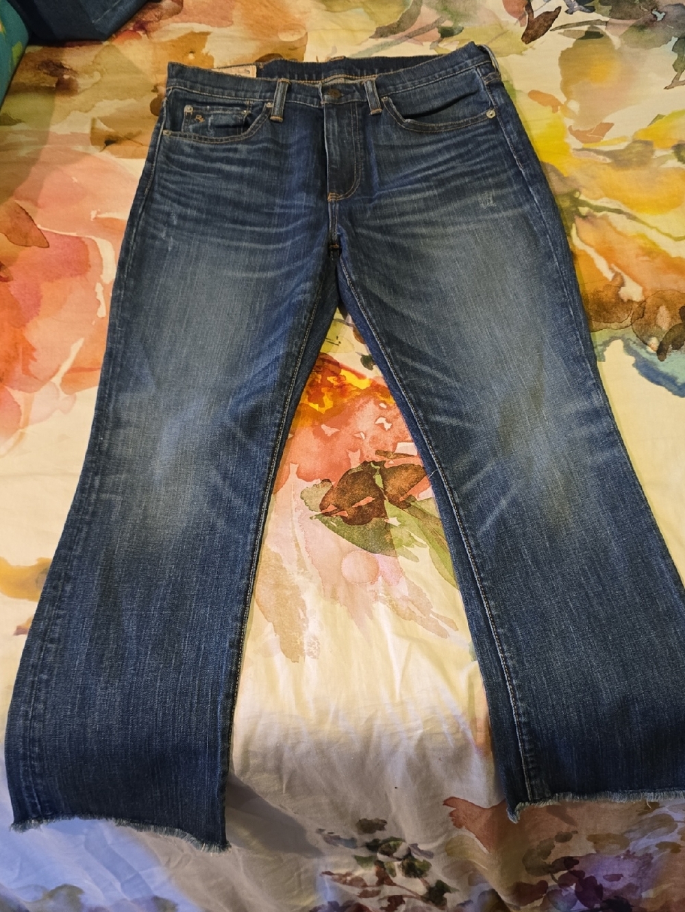 Women’s Blue Denim Jeans - Picture 2 of 4